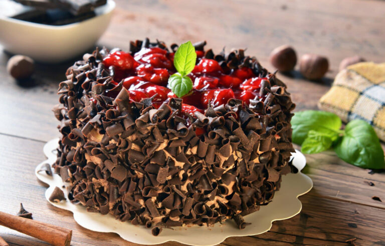 Berry Chantilly Graduation Cake Recipe